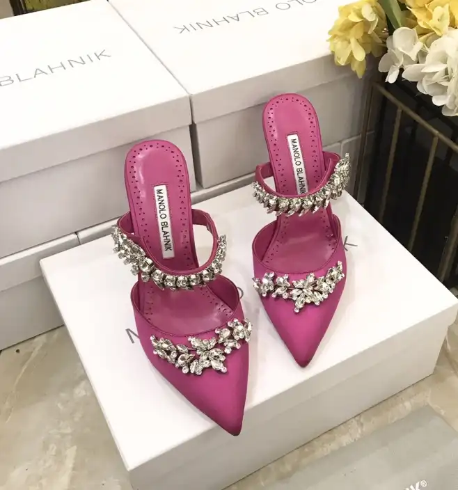 hype Manolo Blahnik High Heels