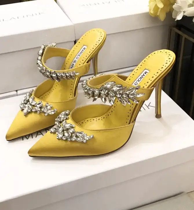 hype Manolo Blahnik High Heels