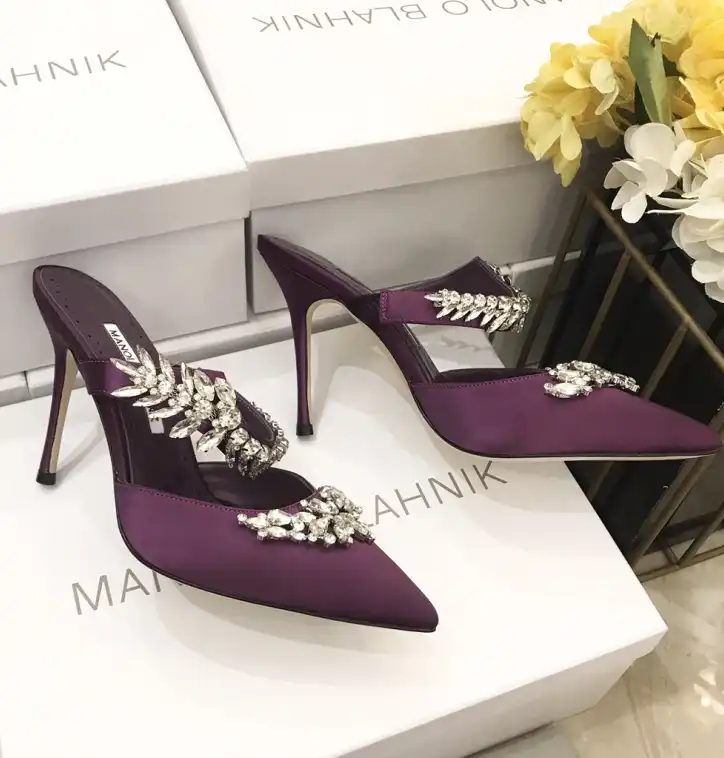 hype Manolo Blahnik High Heels