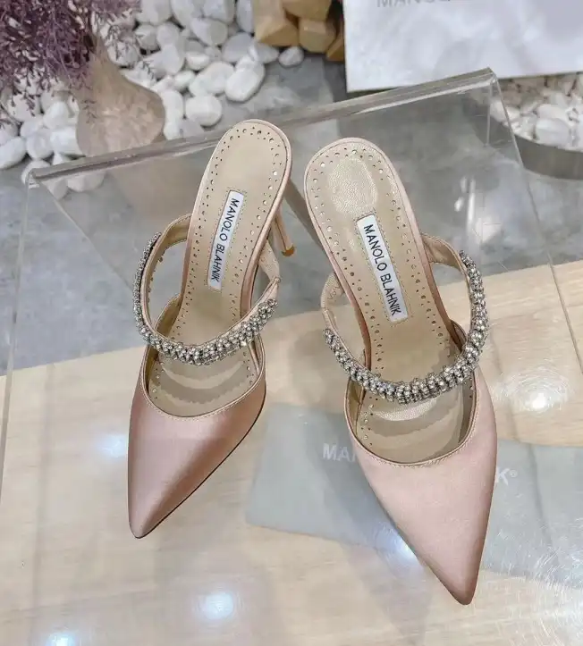 hype Manolo Blahnik High Heels