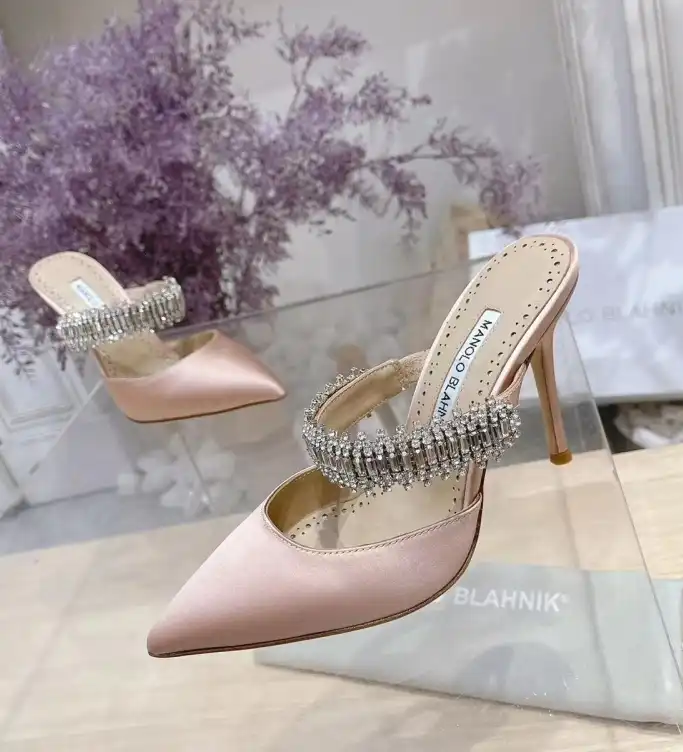 hype Manolo Blahnik High Heels