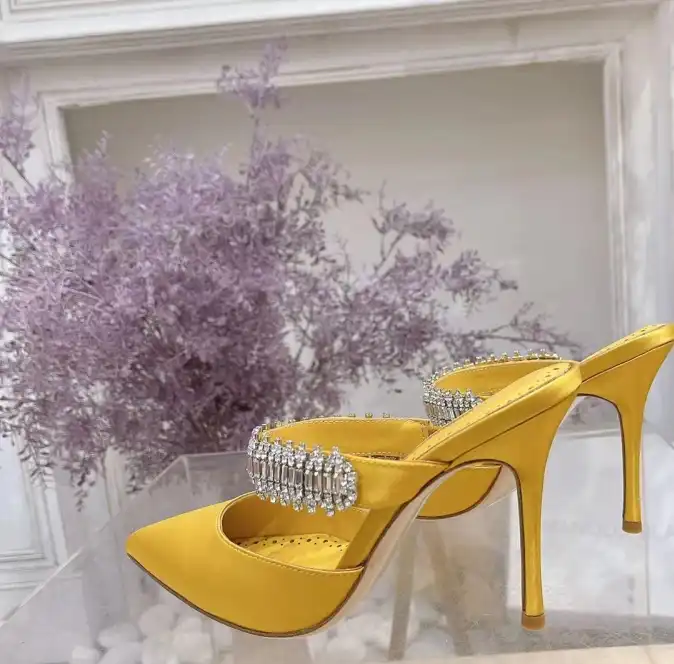 hype Manolo Blahnik High Heels