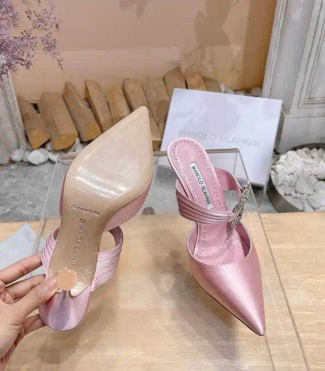 hype Manolo Blahnik High Heels