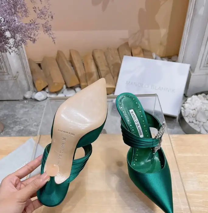 hype Manolo Blahnik High Heels