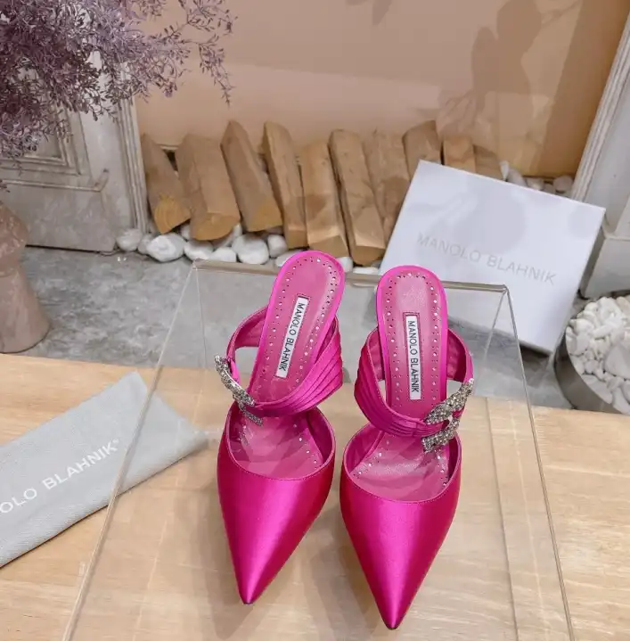 hype Manolo Blahnik High Heels