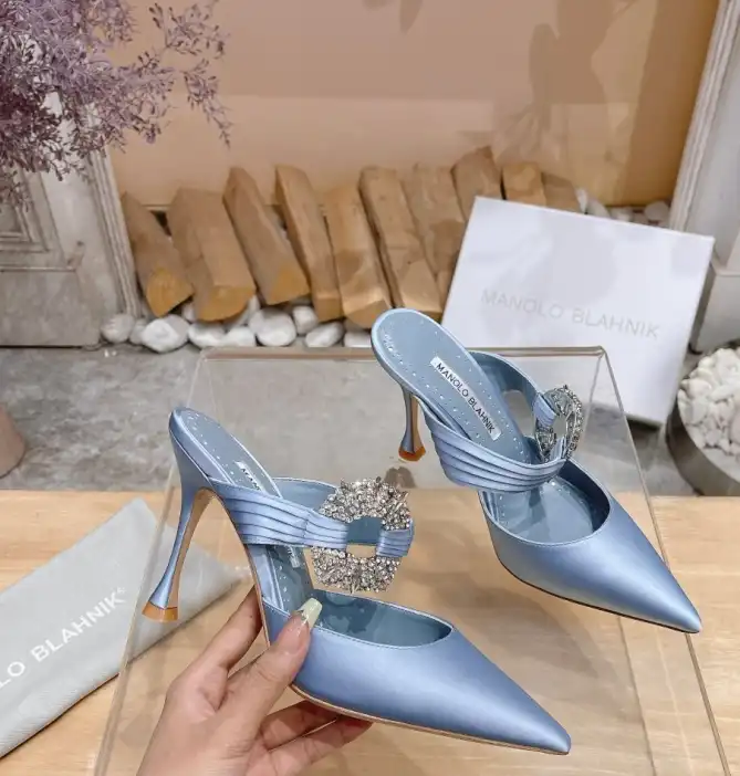 hype Manolo Blahnik High Heels