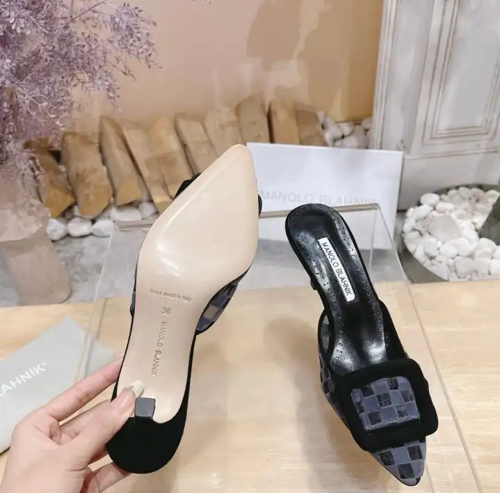 hype Manolo Blahnik High Heels