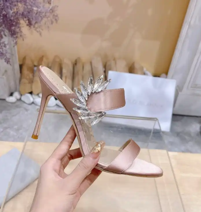 hype Manolo Blahnik High Heels