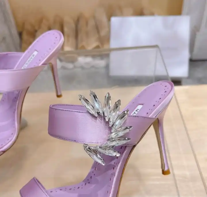 hype Manolo Blahnik High Heels