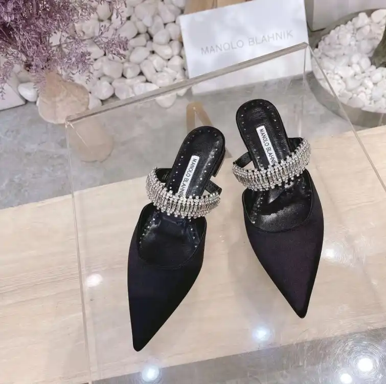 hype Manolo Blahnik High Heels