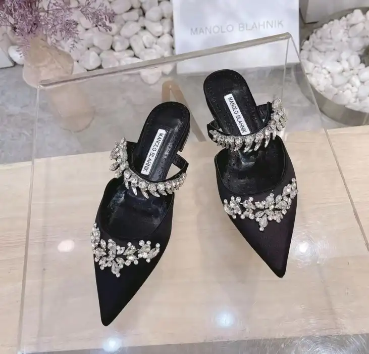 hype Manolo Blahnik High Heels