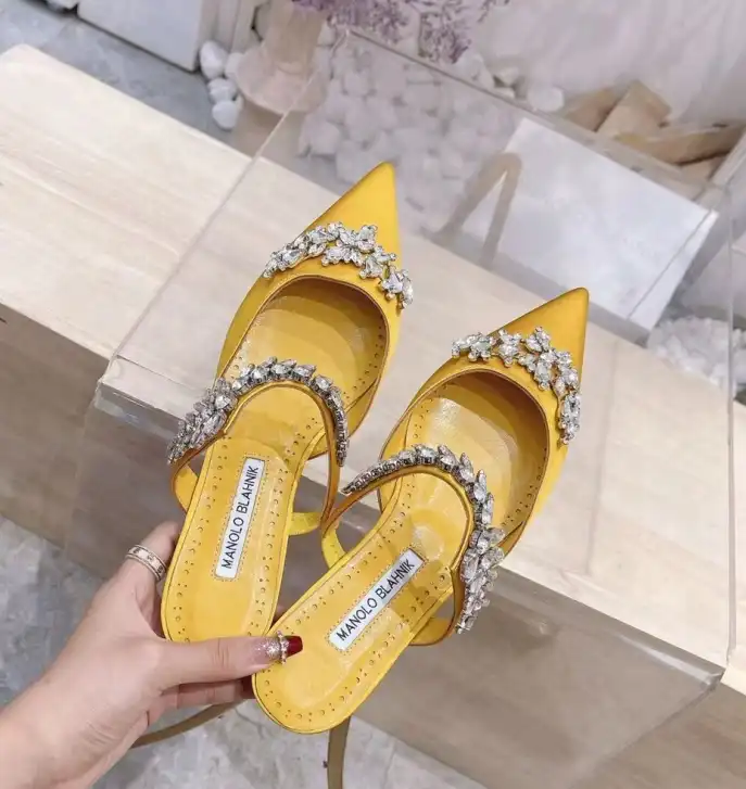 hype Manolo Blahnik High Heels