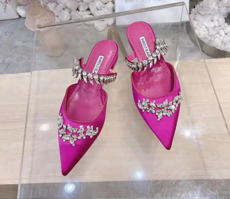 hype Manolo Blahnik High Heels