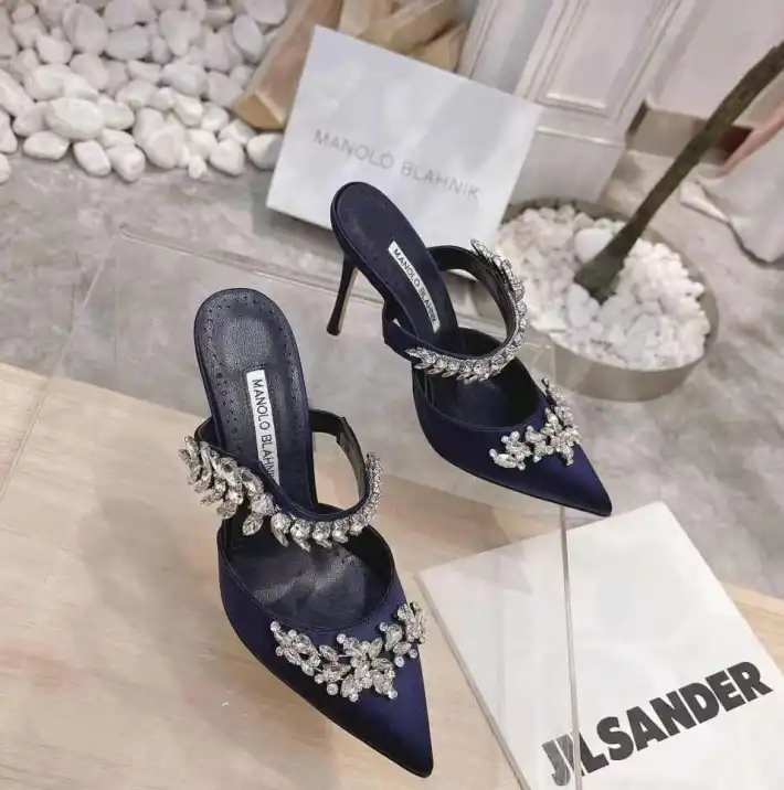 hype Manolo Blahnik High Heels