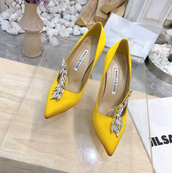 hype Manolo Blahnik High Heels