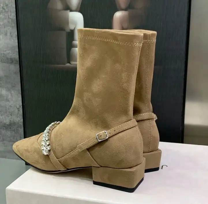 hype Jimmy Choo Boots