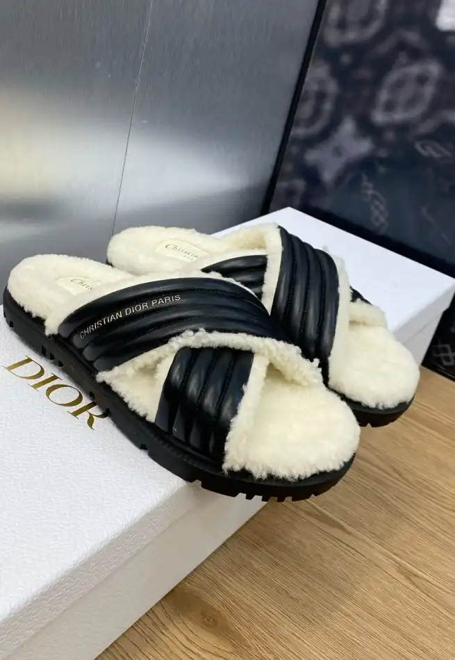 hype Christian Dior Sandals