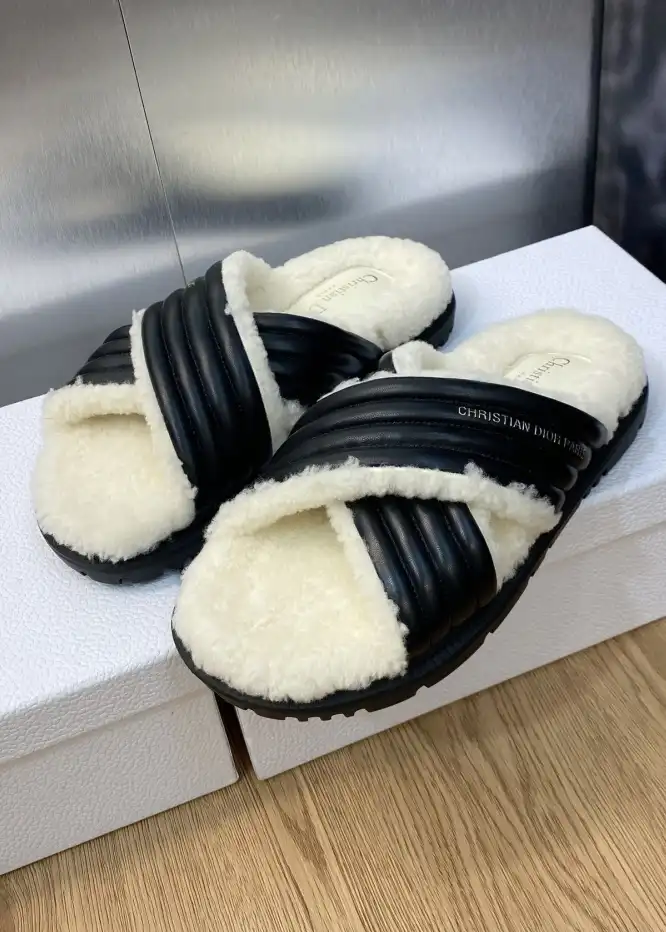 hype Christian Dior Sandals