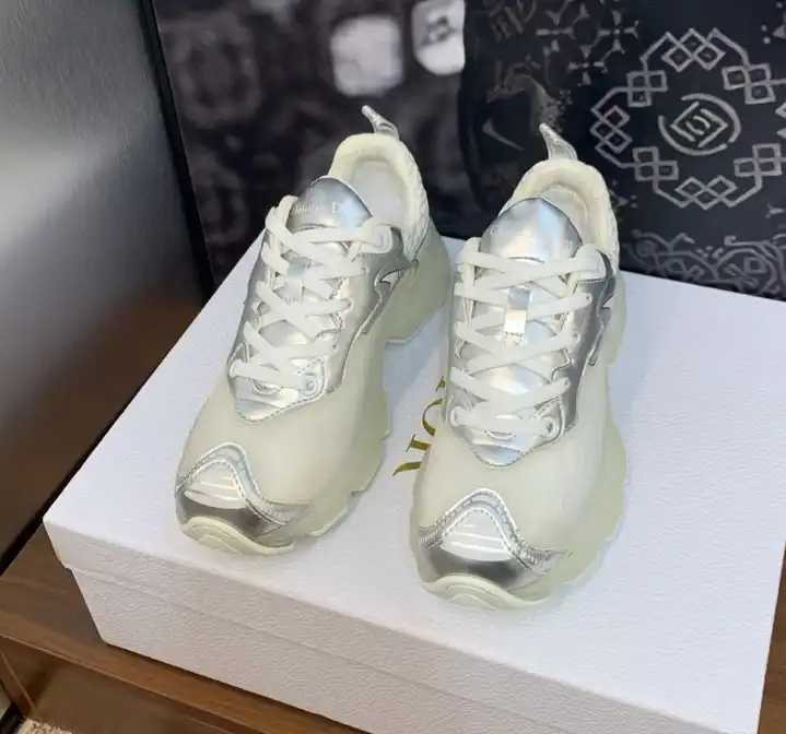 hype Christian Dior Sneakers