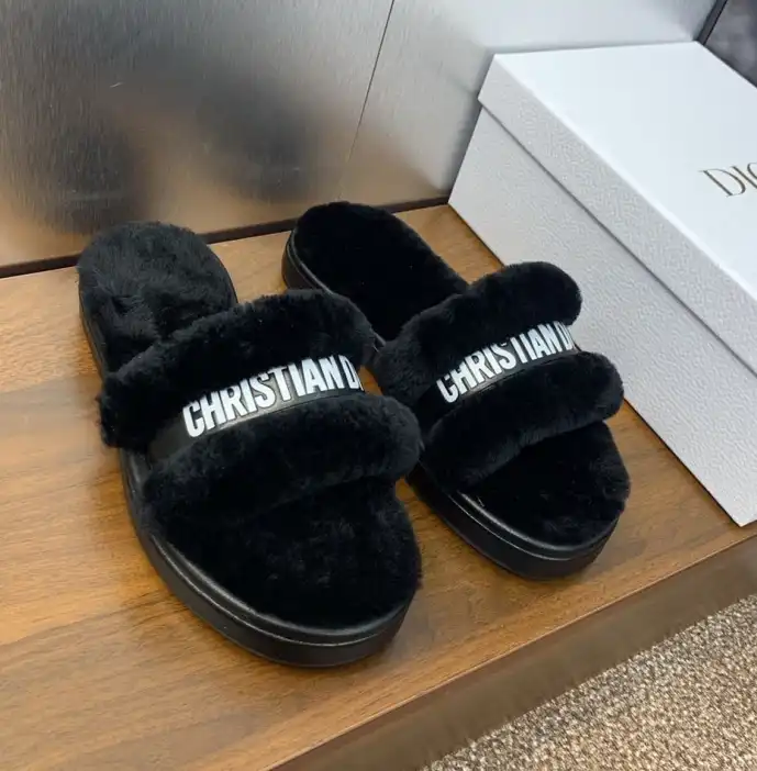 hype Christian Dior Slippers