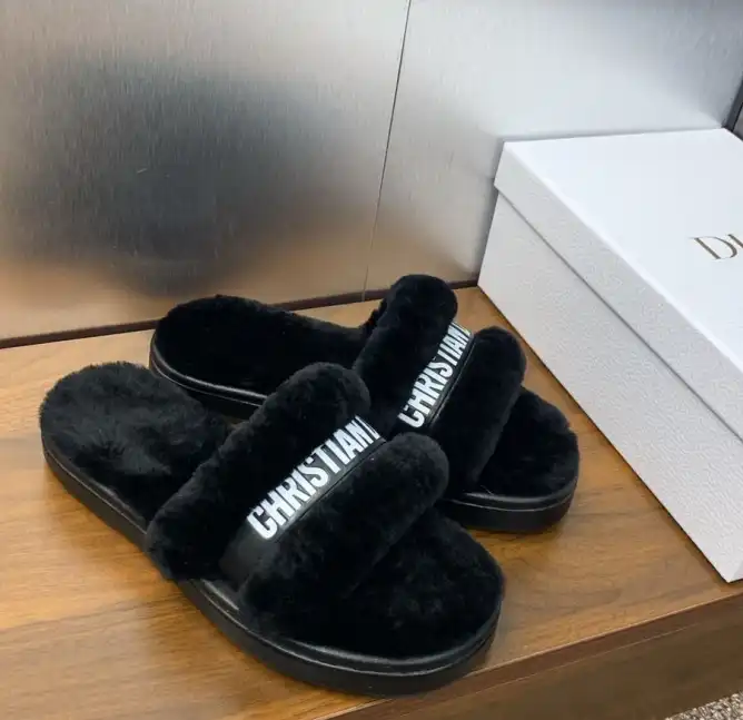 hype Christian Dior Slippers