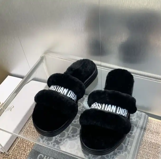 hype Christian Dior Slippers