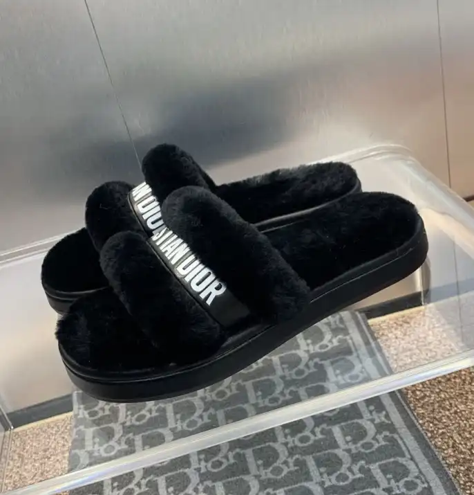 hype Christian Dior Slippers