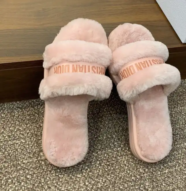 hype Christian Dior Slippers