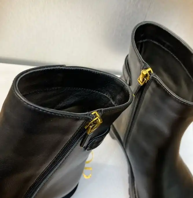 hype Christian Dior Boots