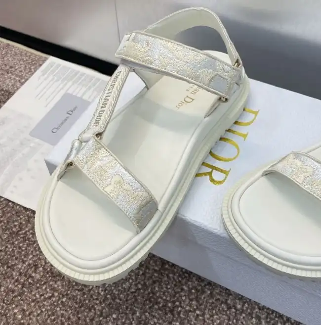 hype Christian Dior Sandals