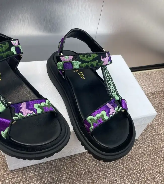 hype Christian Dior Sandals