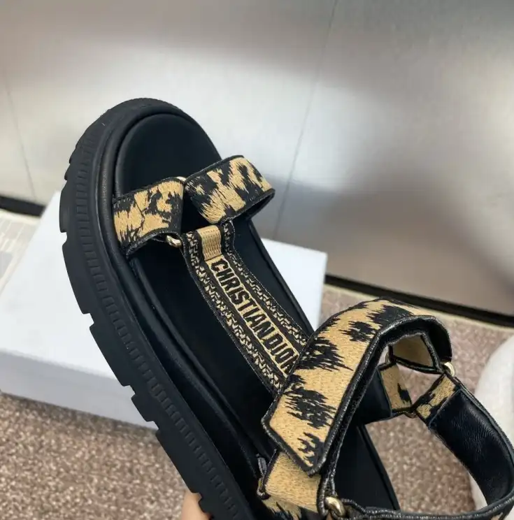 hype Christian Dior Sandals