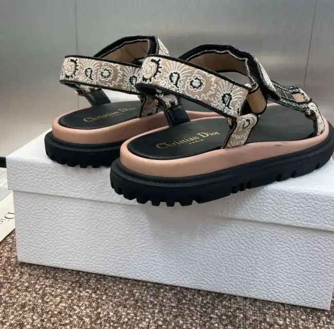 hype Christian Dior Sandals