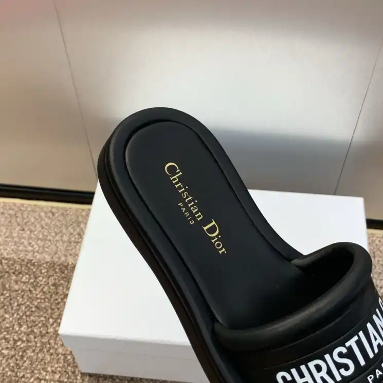 hype Christian Dior Slippers