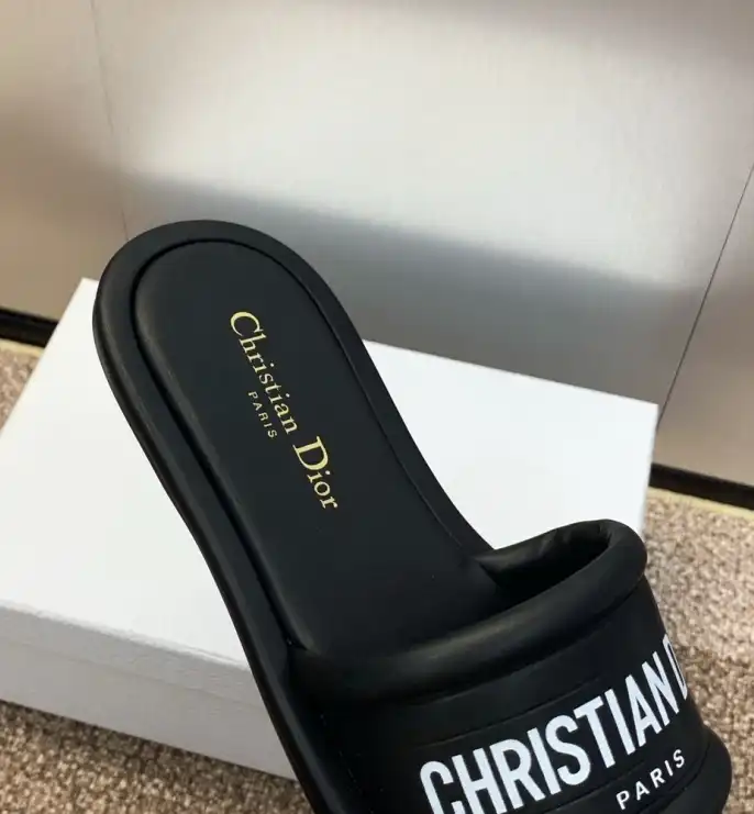 hype Christian Dior Slippers