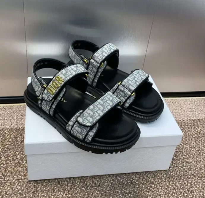 hype Christian Dior Sandals