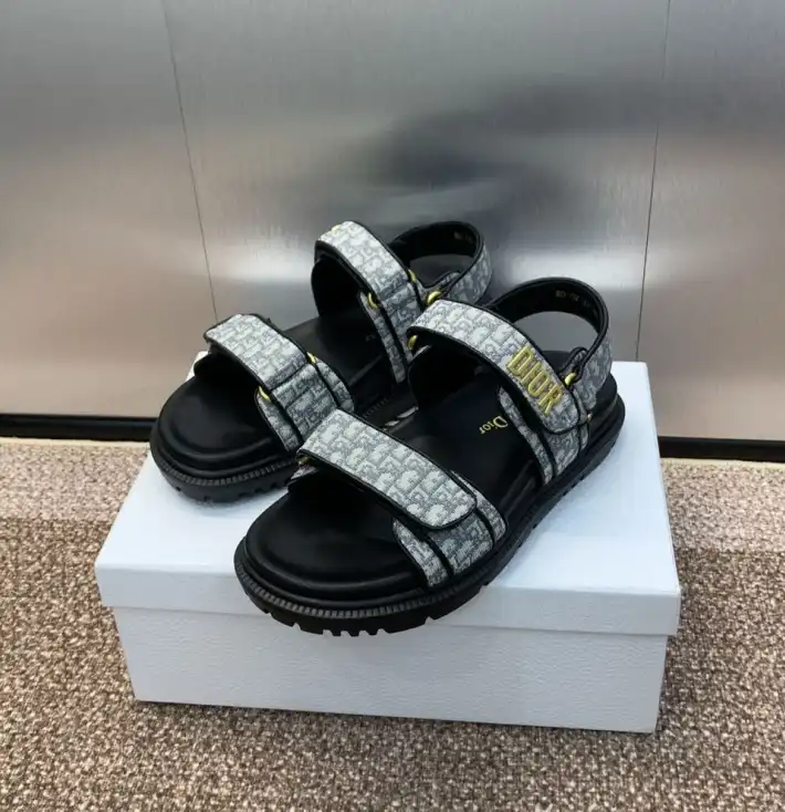 hype Christian Dior Sandals