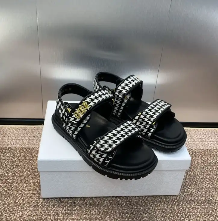 hype Christian Dior Sandals