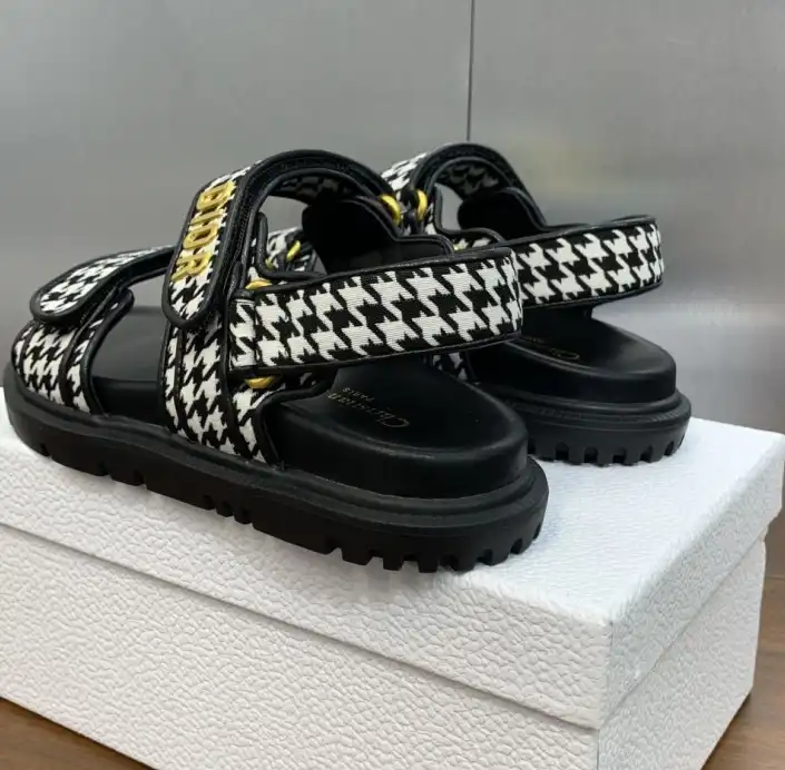 hype Christian Dior Sandals