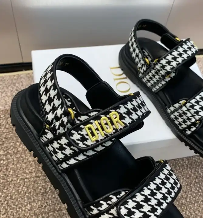 hype Christian Dior Sandals