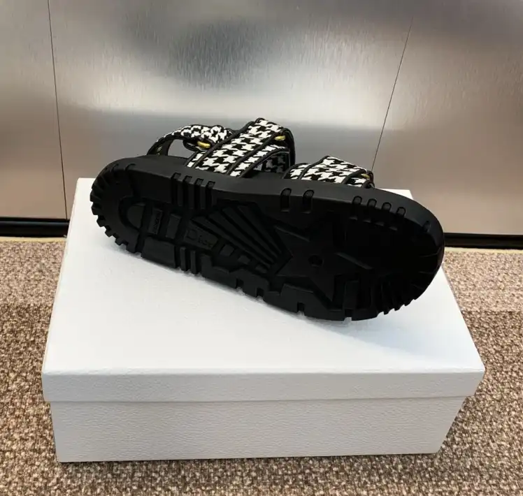 hype Christian Dior Sandals