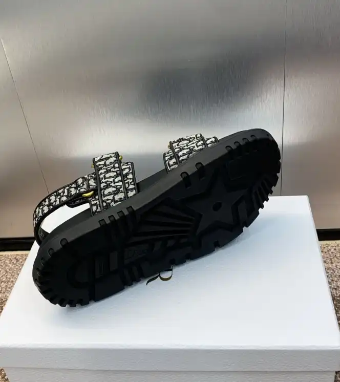 hype Christian Dior Sandals