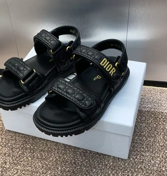 hype Christian Dior Sandals