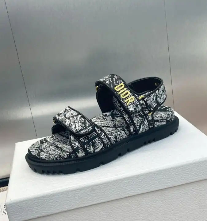 hype Christian Dior Sandals