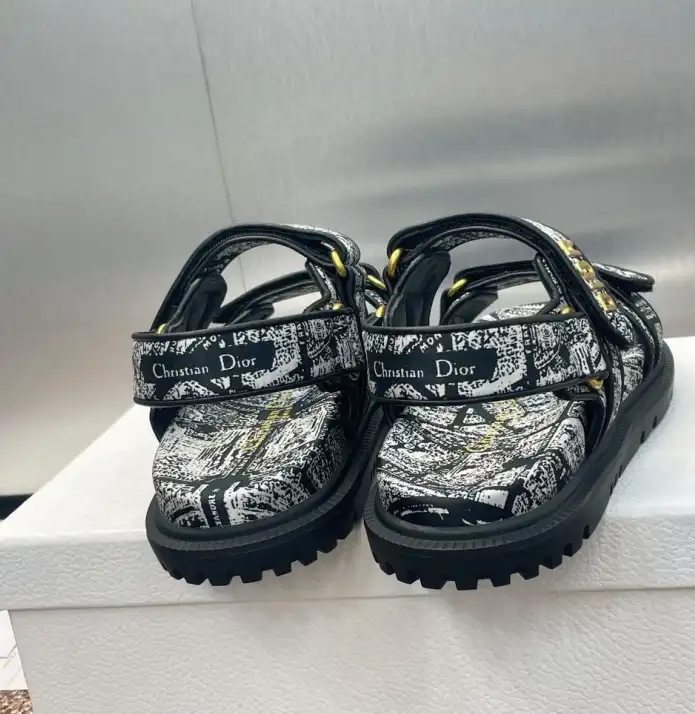 hype Christian Dior Sandals