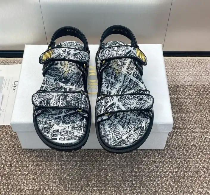 hype Christian Dior Sandals