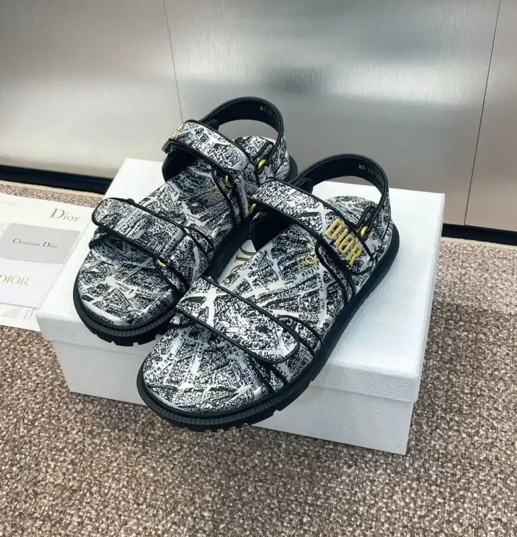 hype Christian Dior Sandals