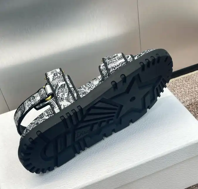 hype Christian Dior Sandals