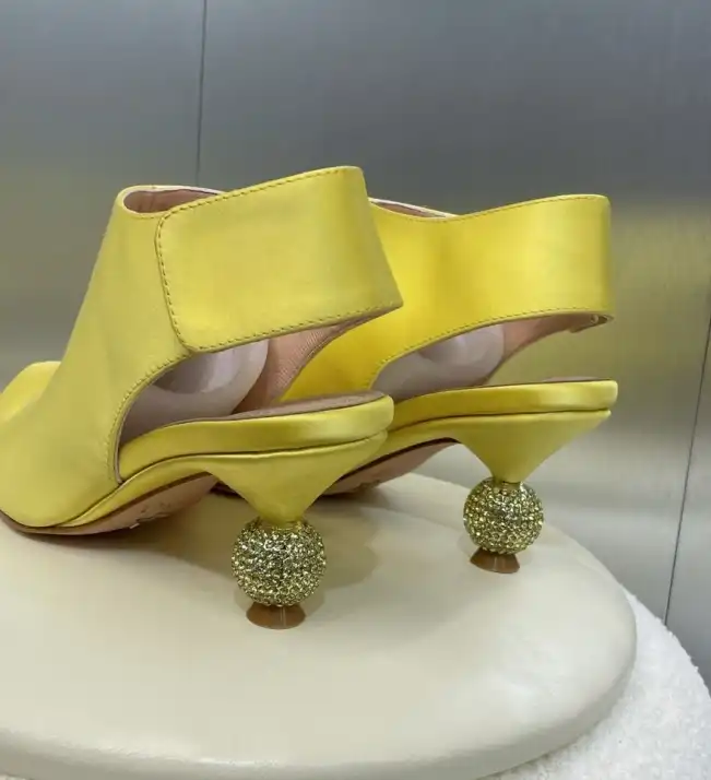 hype Christian Dior High Heels