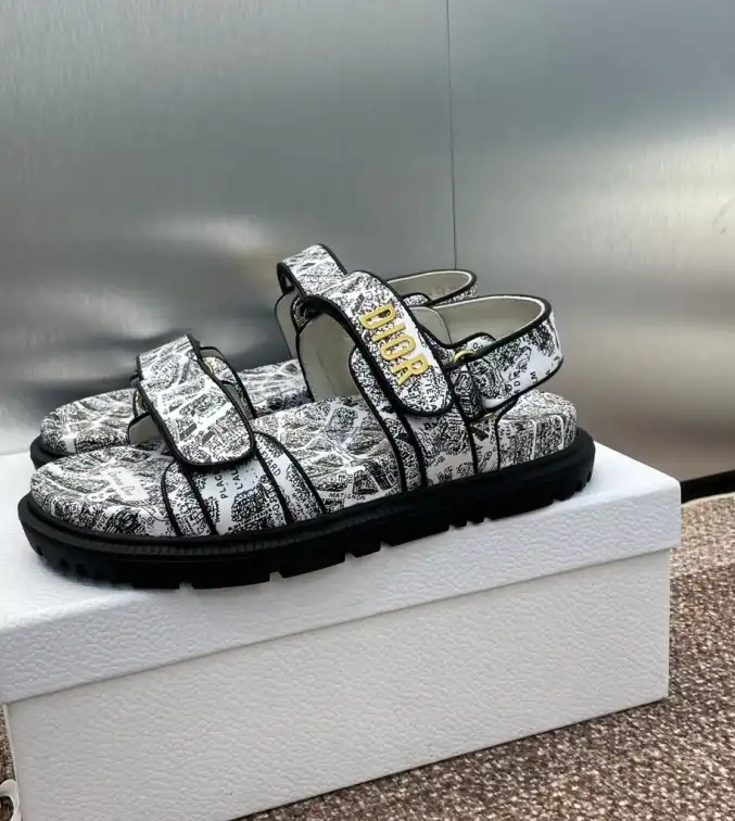 hype Christian Dior Sandals